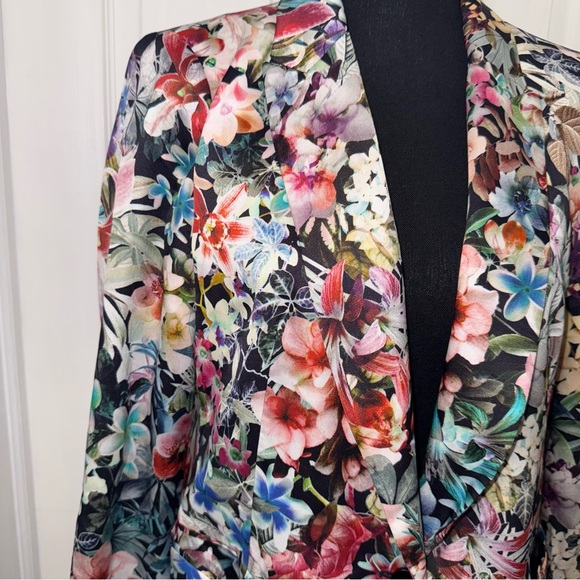 Zara Floral Women's Blazer - Picture 2 of 8
